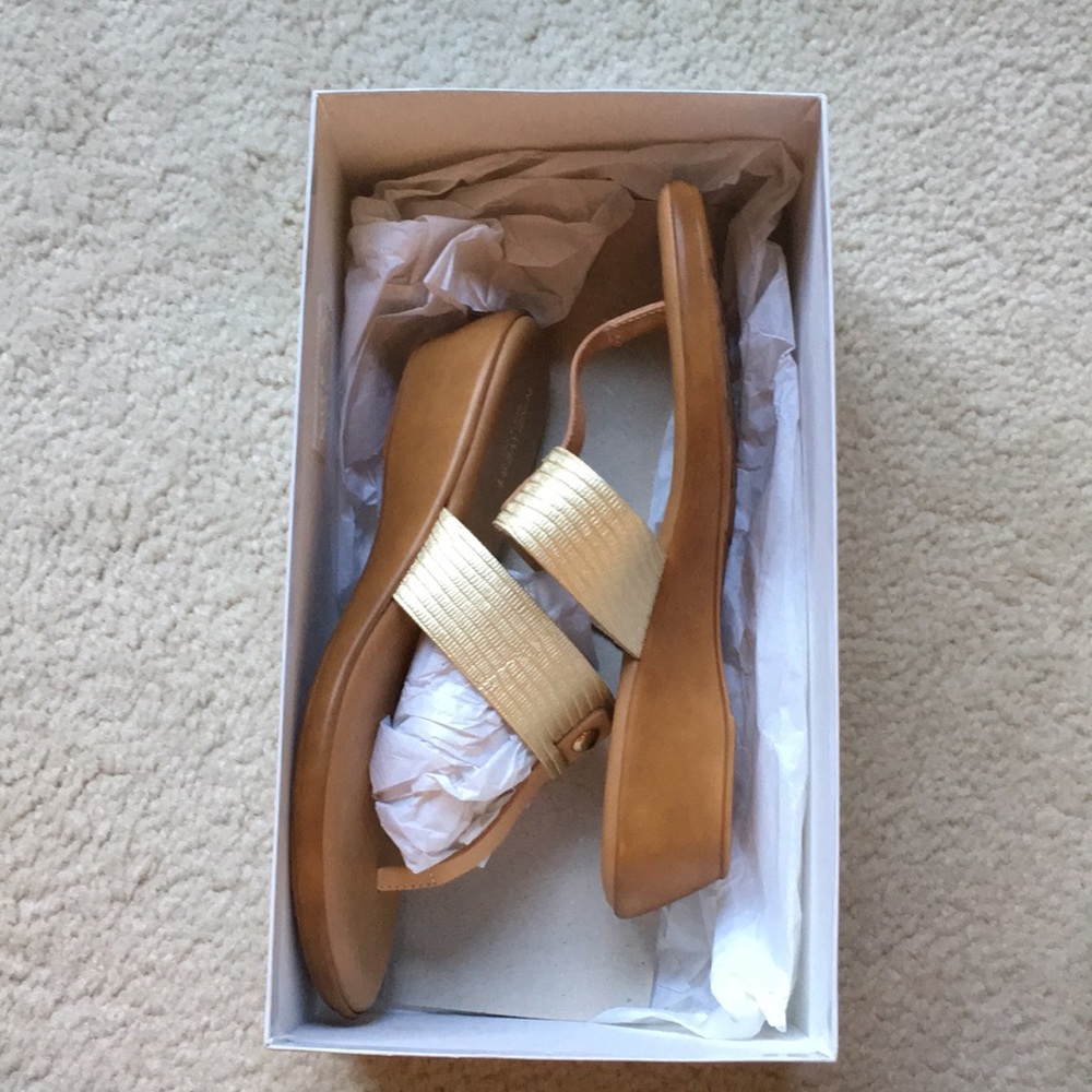 Sandals - Picture 4 of 5